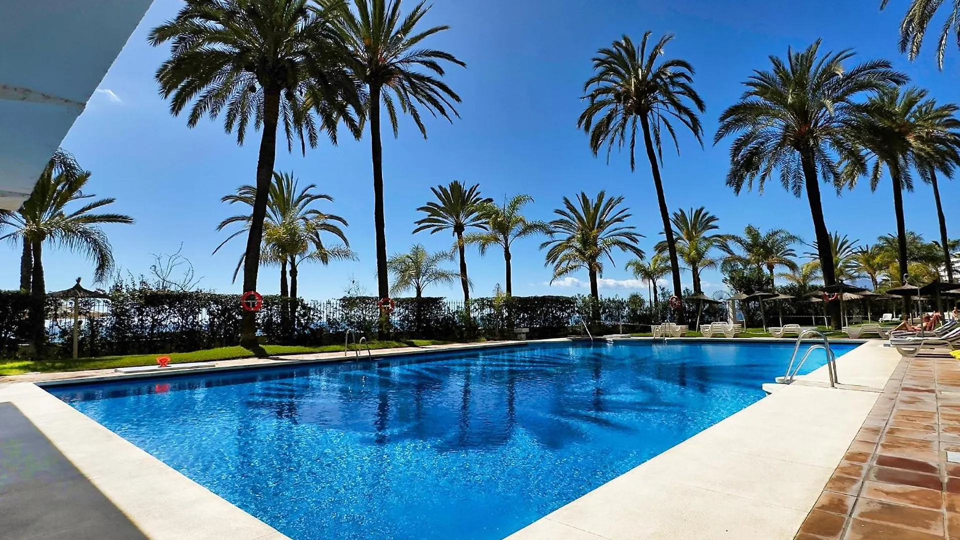 Skol 439 Spacious And Refurbished Apartment With Sea Views Marbella